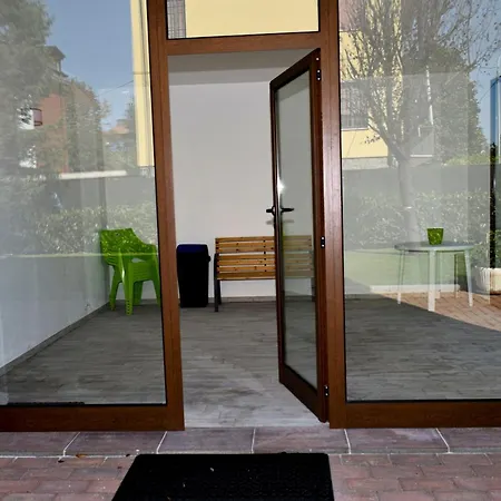 Guest house Affittacamere Alloro -solo Affitti Brevi Modena